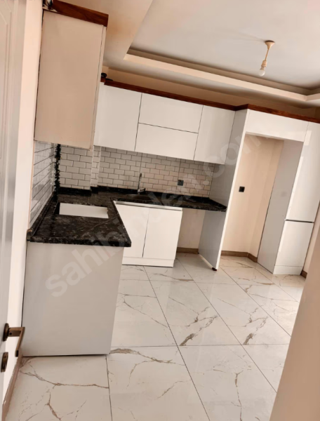 Erkilet bade 4 sitesinde manzaralı büyük 4+1 daire