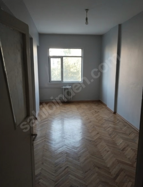 Sahibinden Bozantı 2'de Caddeye Çok Yakın, Kiralık Temiz Daire