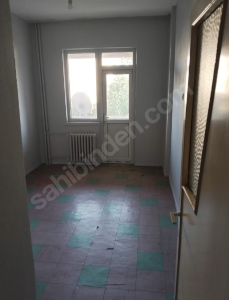 Sahibinden Bozantı 2'de Caddeye Çok Yakın, Kiralık Temiz Daire