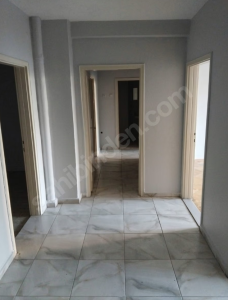 Sahibinden Bozantı 2'de Caddeye Çok Yakın, Kiralık Temiz Daire