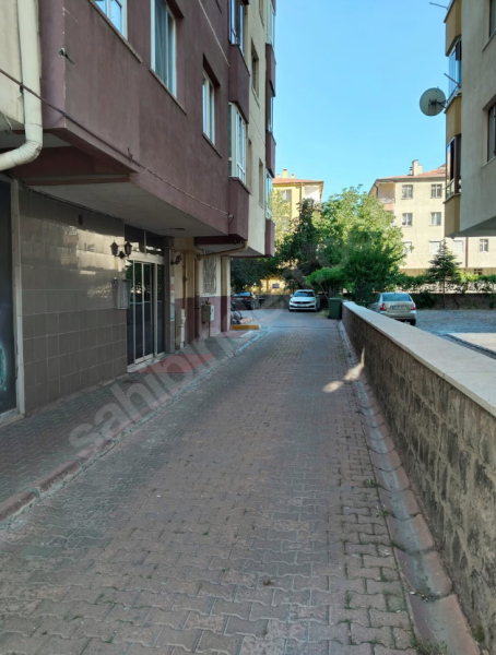 Sahibinden Bozantı 2'de Caddeye Çok Yakın, Kiralık Temiz Daire