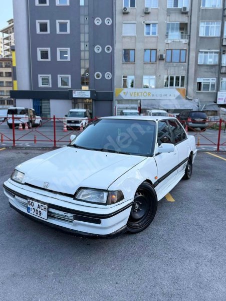 Sahibinden temiz civic aile aracı