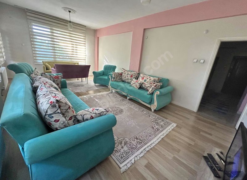 FULL EŞYALI ,TALAS CADDE ÜZERİ ,TRAMVAYA 1 DK DAİRE