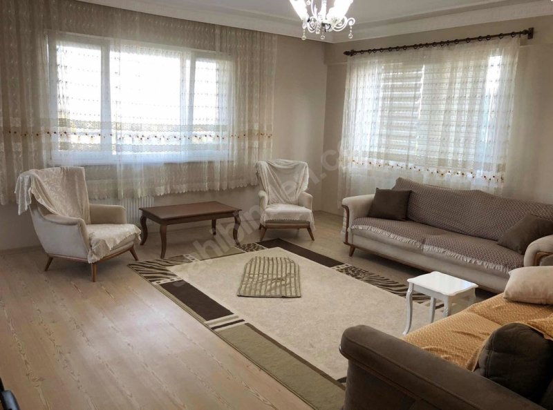 Yazır Mah. İçmederesi mevki dublex ev tek tapu 3.400 m2