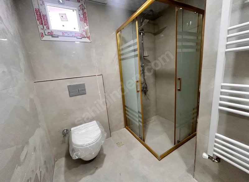 SİNAN KENT TE 6 KATLI KOMBİLİ DEMİR KARAMANCI KARŞISI 3+0