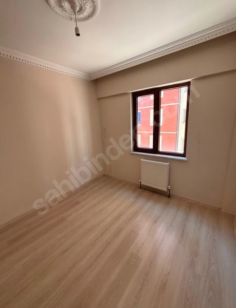 MİTHATPAŞADA SAHİBİNDEN 3+1 KİRALIK DAİRE