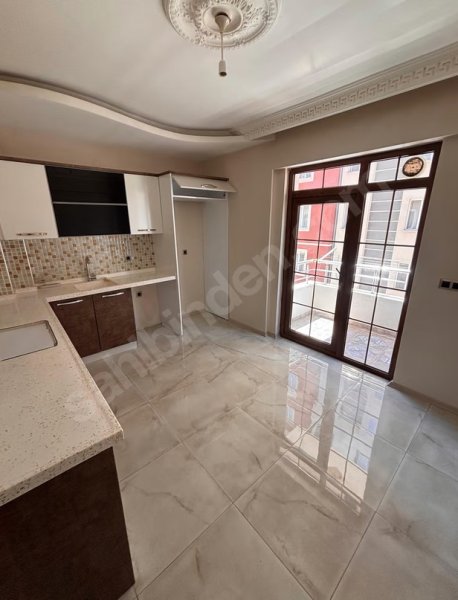 MİTHATPAŞADA SAHİBİNDEN 3+1 KİRALIK DAİRE