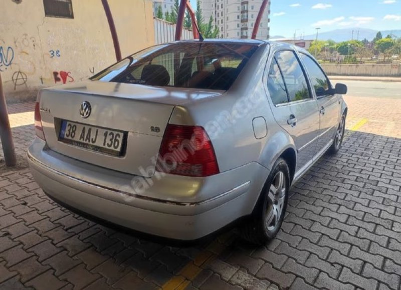 2003 MODEL BORA