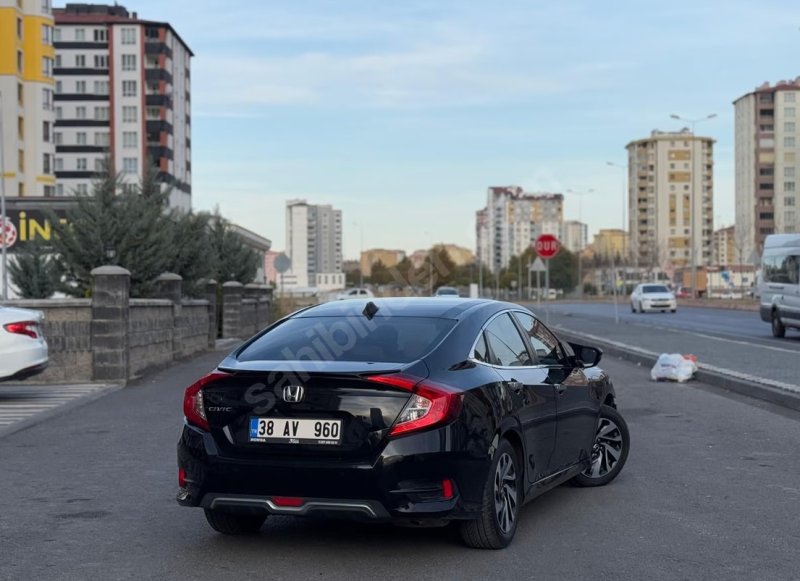 SAHİBİNDEN TEMİZ HONDA CİVİC AİLE ARABASI