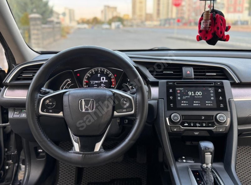 SAHİBİNDEN TEMİZ HONDA CİVİC AİLE ARABASI