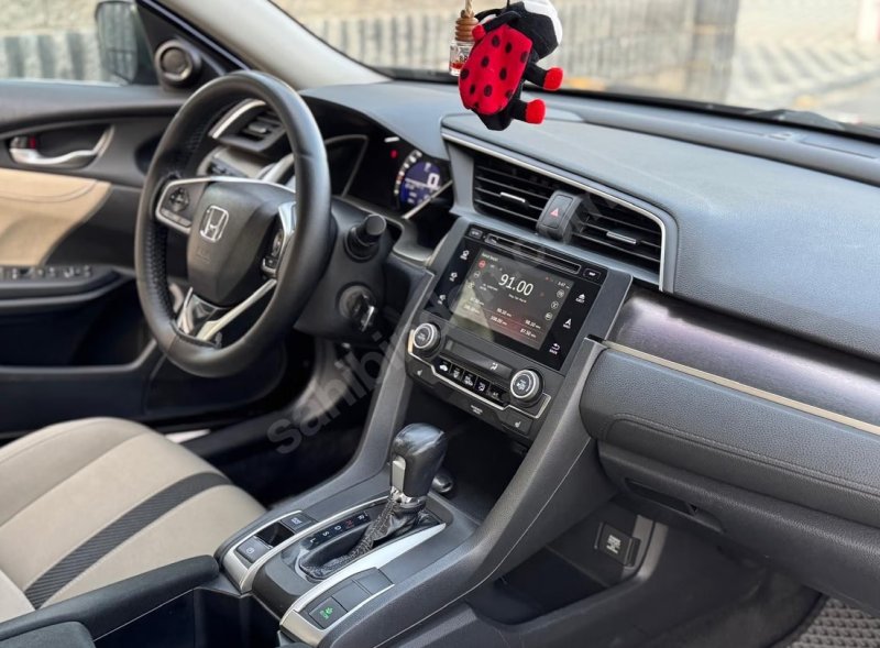 SAHİBİNDEN TEMİZ HONDA CİVİC AİLE ARABASI