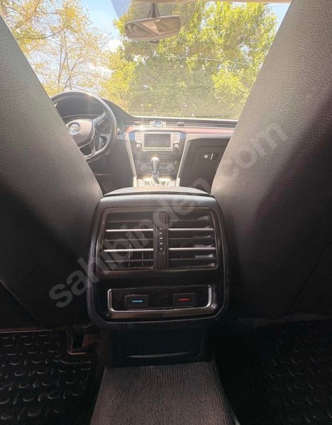 2015 VOLKSWAGEN PASSAT 1.6 TDI BLUEMOTION HIGHLINE DSG
