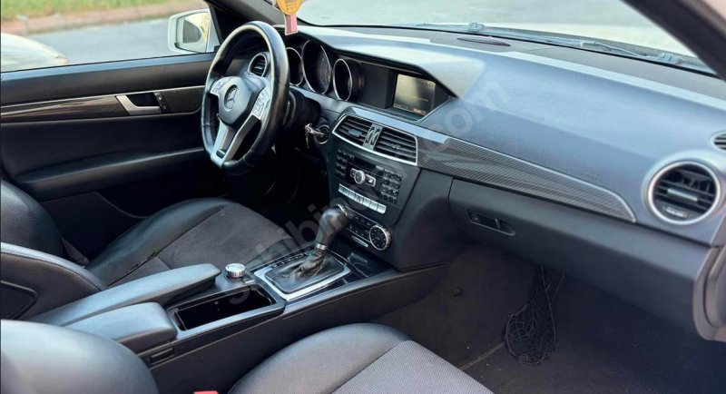 mercedes c180