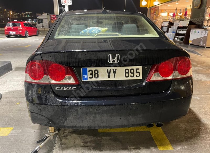 SAHİBİNDEN TEMİZ HONDA CİVİC DREAM