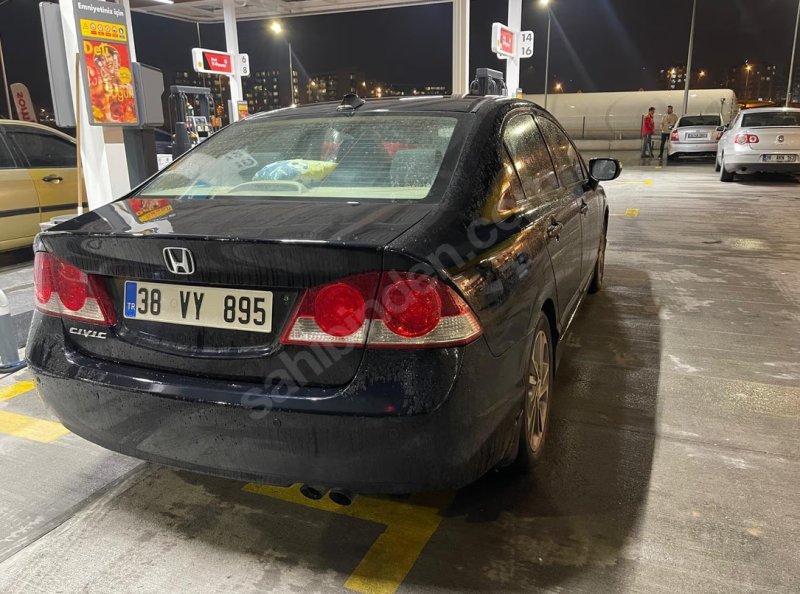 SAHİBİNDEN TEMİZ HONDA CİVİC DREAM