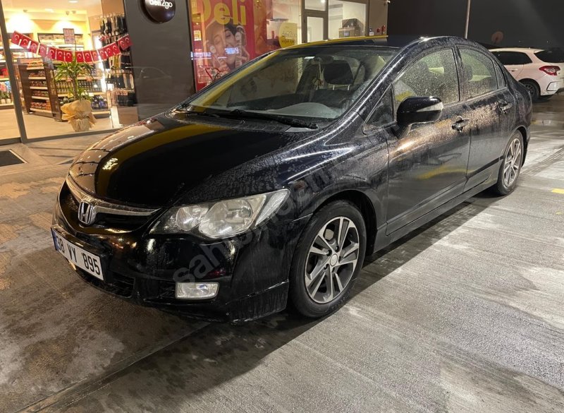 SAHİBİNDEN TEMİZ HONDA CİVİC DREAM