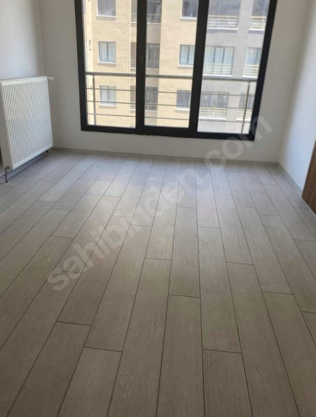 ŞEHİR HASTANESİNİN KARŞISINDA DAİRE