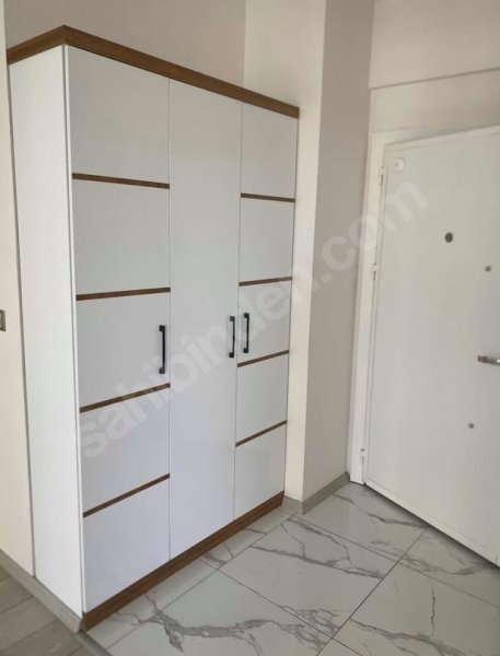 ŞEHİR HASTANESİNİN KARŞISINDA DAİRE