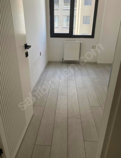 ŞEHİR HASTANESİNİN KARŞISINDA DAİRE