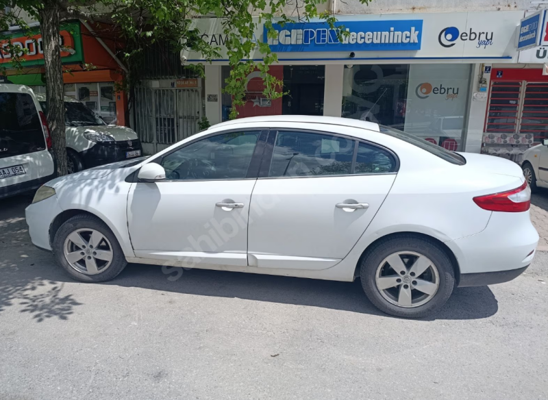 KREDİ KARTINA TAKSİTLE 2012 MODEL RENAULT FLUENCE MANUEL 110 BG