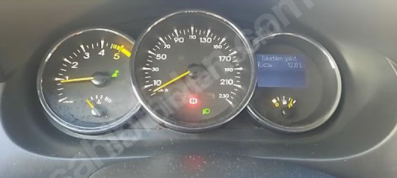 KREDİ KARTINA TAKSİTLE 2012 MODEL RENAULT FLUENCE MANUEL 110 BG
