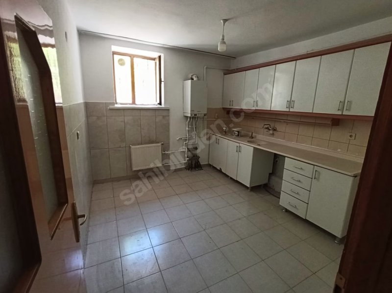 OSMANLI MAH. KOMBİLİ BOYALI TEMİZ BODRUM