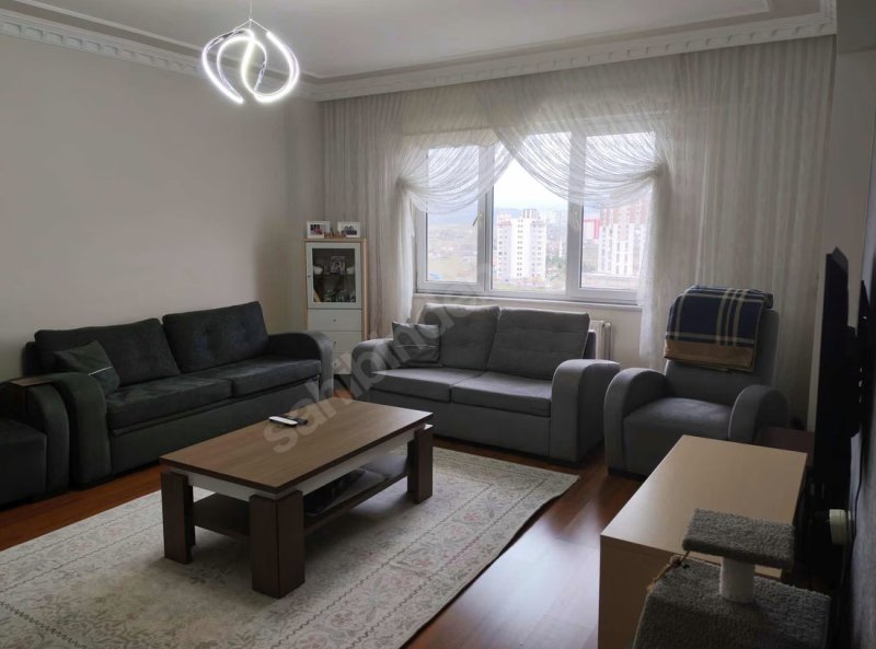 İLK SAHİBİNDEN GERMİR MH 3 CEPHELİ ÇİFT BANYOLU 10. KAT 165 M2