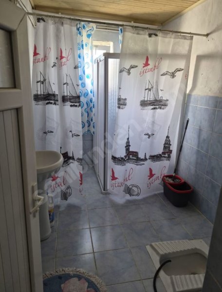 Akkışla merkezde 14 bin M2 bahçeli EV