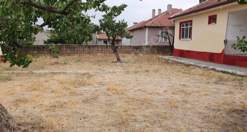 Sarıoğlan ilçesinde kiralık müstakil ev -