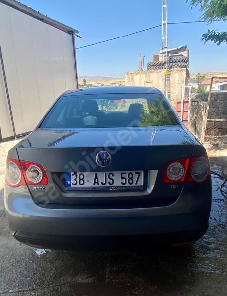 Değişensiz 1.6 TDI Otomatik Jetta