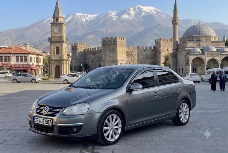 Değişensiz 1.6 TDI Otomatik Jetta