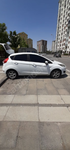 2016 Ford fiesta Düşük km Öğretmenden Aile arabası