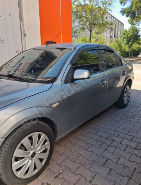 FORD MONDEO üstüne alabileceğim motor araba takas olur