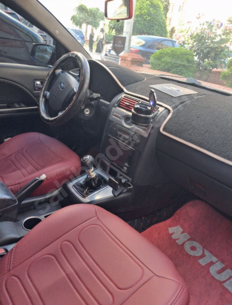 FORD MONDEO üstüne alabileceğim motor araba takas olur