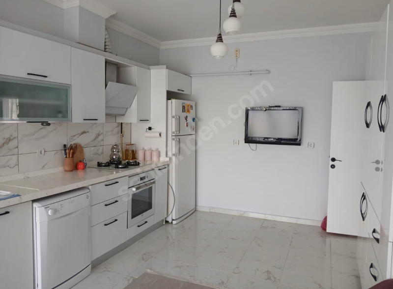 Kısa süreliğine Erkilette 5+1 Villa