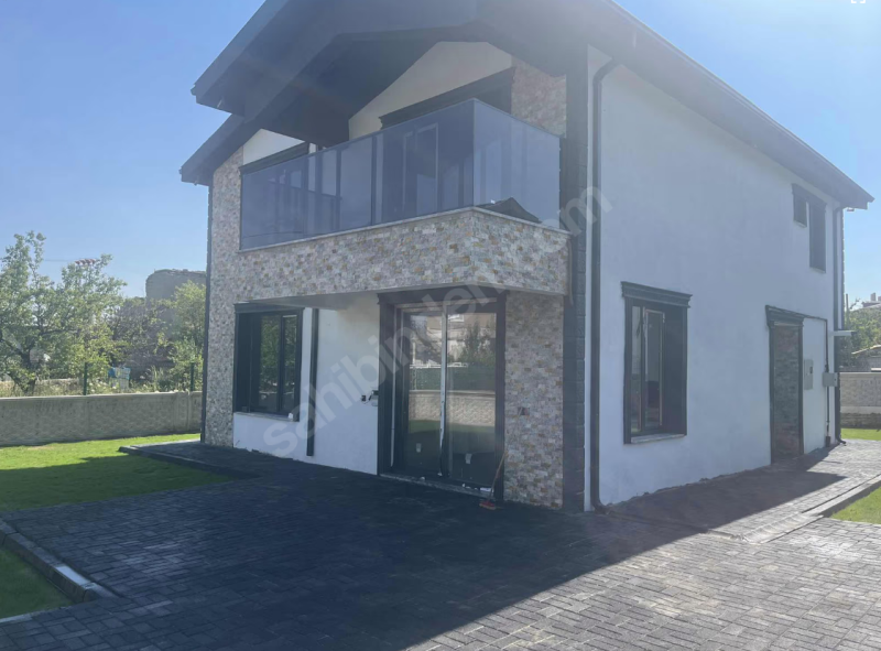 Hisarcık'da Satılık Villa