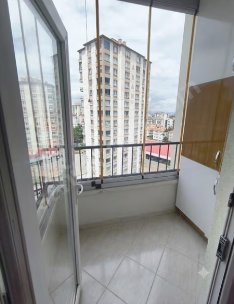 Esenyurt'ta ferah kiralık daire