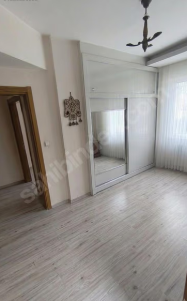 Esenyurt'ta ferah kiralık daire