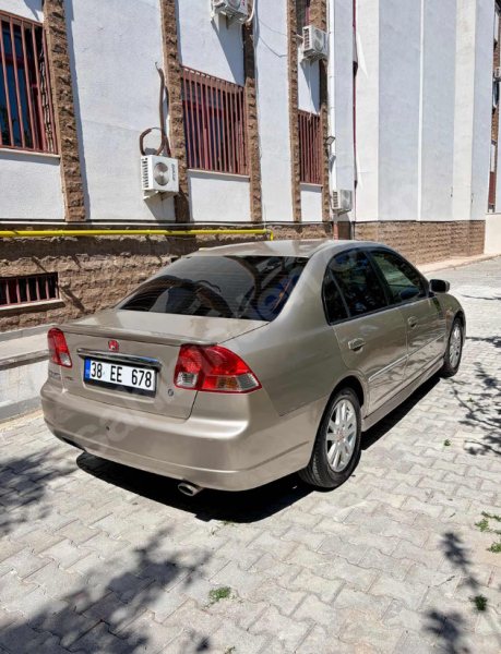 Sahibinden çok temiz masrafsız Honda vtec ES7