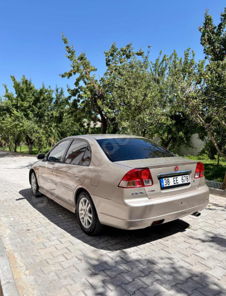 Sahibinden çok temiz masrafsız Honda vtec ES7