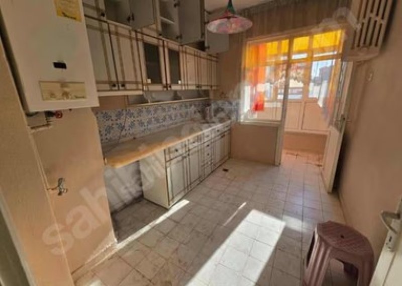 Bahçeli evler tramvay son durağında